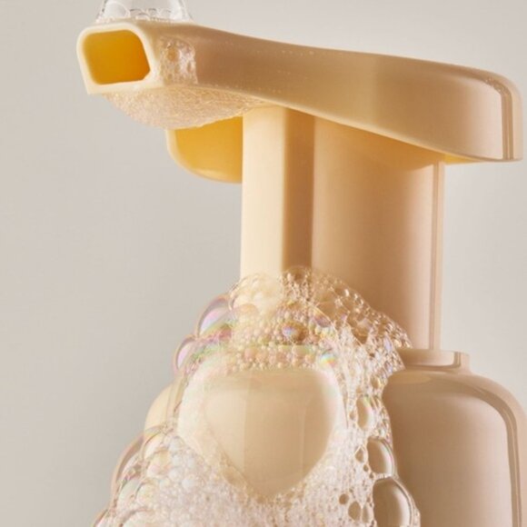 Bath & Body Works Cereal Milk Soft Serve NWT - Picture 4 of 5